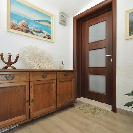 Veliko Brdo-vrcani Bb Iii Holiday home Makarska