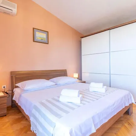 Veliko Brdo-vrcani Bb Iii Holiday home Makarska