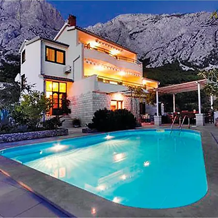 Holiday home Veliko Brdo-vrcani Bb Iii *